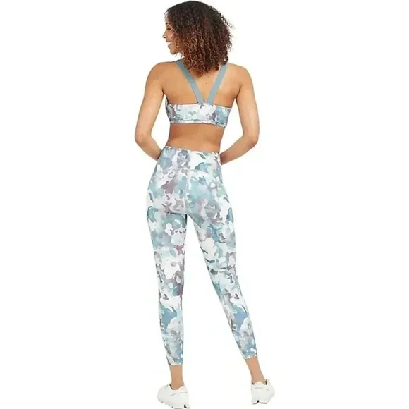 Spanx Women's Booty Boost Active Printed 7/8 Legging - - Painted Camo Pink Multi - Picture 7 of 10